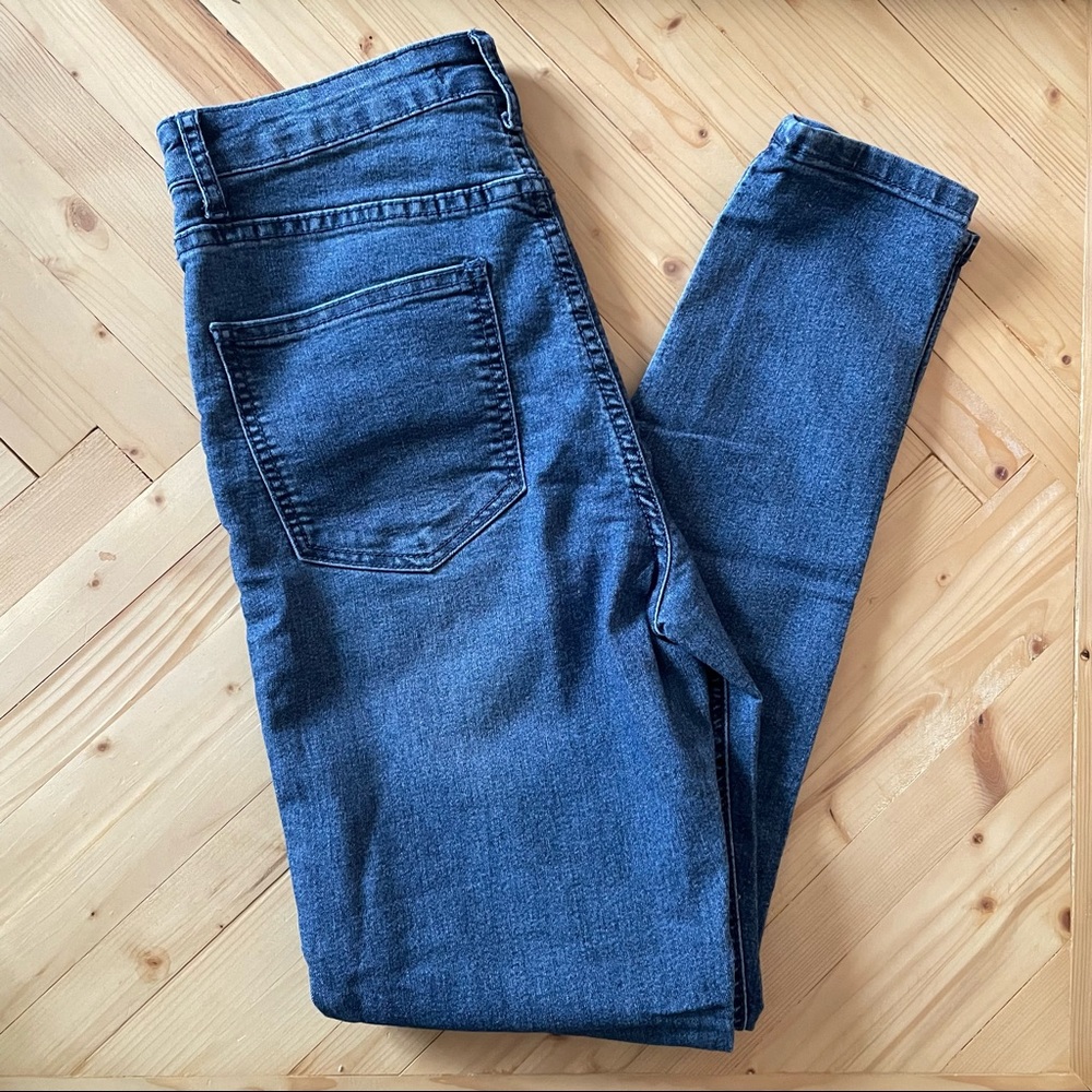 NWOT Forever 21 High Waisted Skinny Jeans